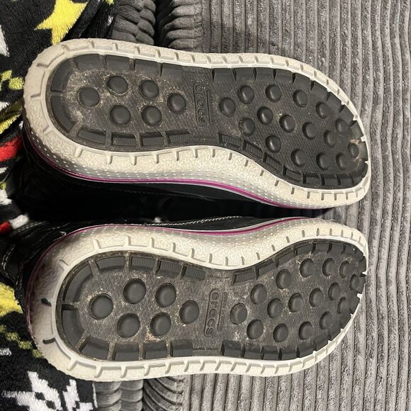 Crocs Womens 7 US AllCast Waterproof Duck Boot Snow Weather Black Purple Gray - Picture 8 of 10